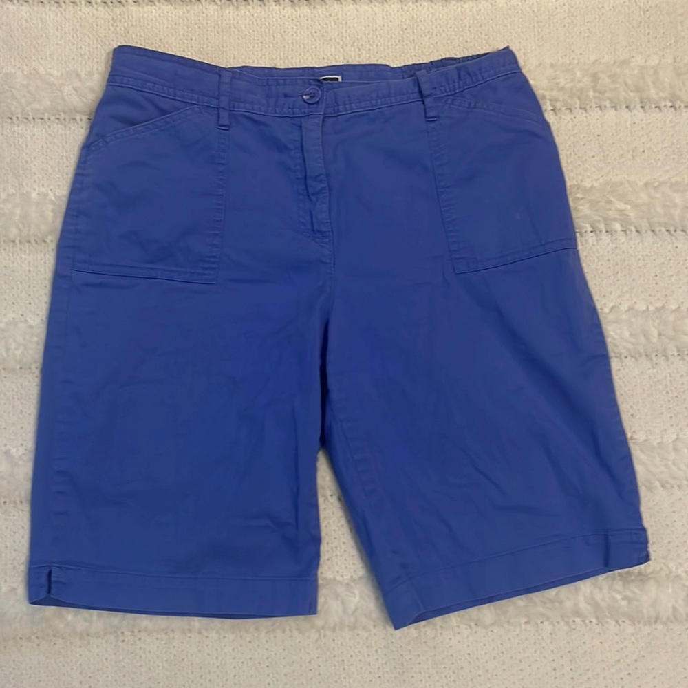 Karen Scott Bermuda shorts light blue pockets back elastic waist cotton size 10P